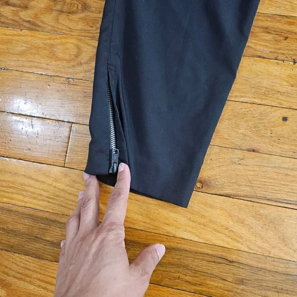 Theory Black Joggers Women's Size 6